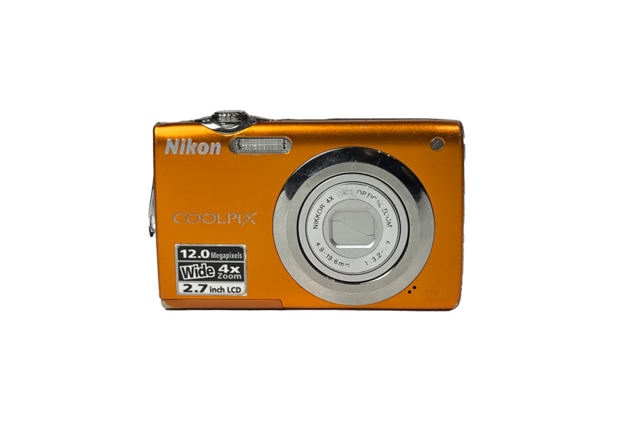 NIKON COOLPIX S3000
