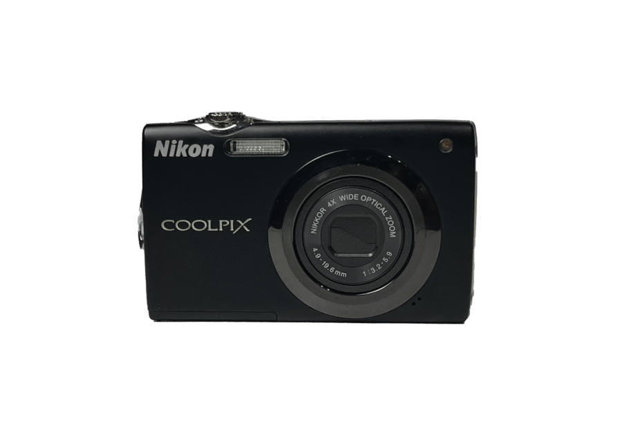 NIKON COOLPIX S3000