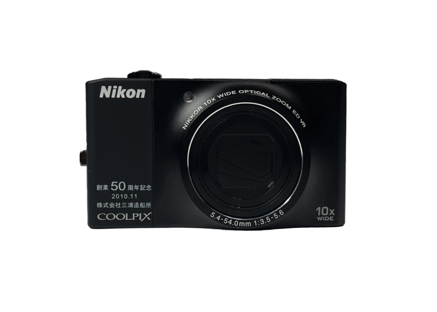 NIKON COOLPIX S8000